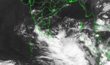 India cyclone 1118932 medium