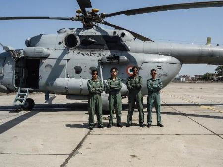 indian air force women pilot medium