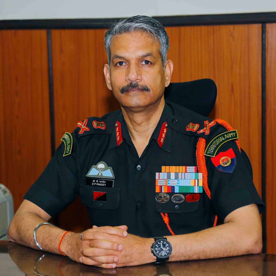 Lt Gen Devendra Pratap Pandey To Head The Chinar Corps Of Indian Army DDE