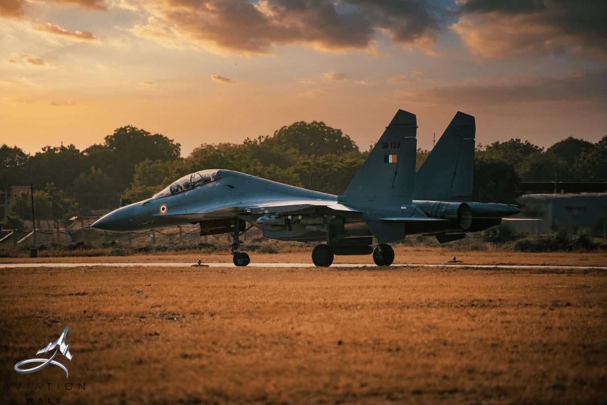 Sukhoi 30 MKI touchdown