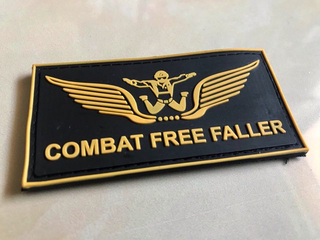 combat free faller badge