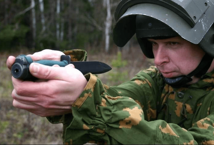 folding knives used by special forces