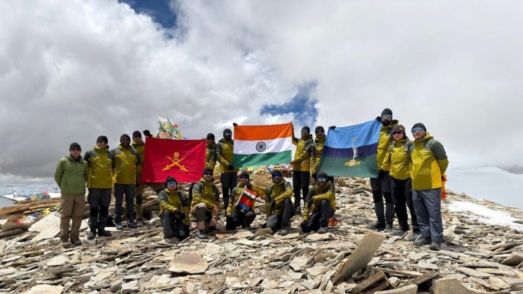 Mt. Kiagar Ri summit