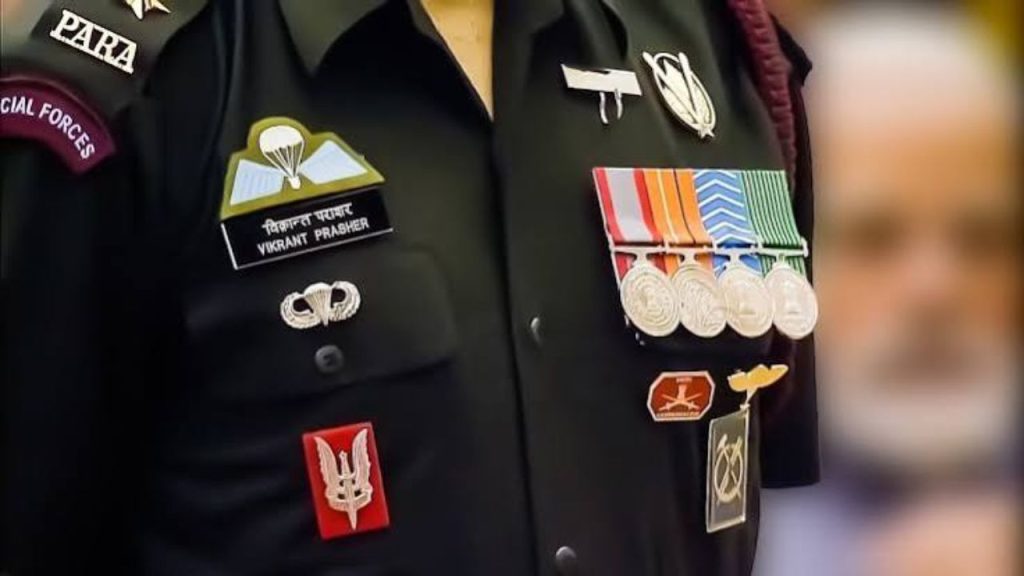 Badges of Lt Col Vikrant Prasher
