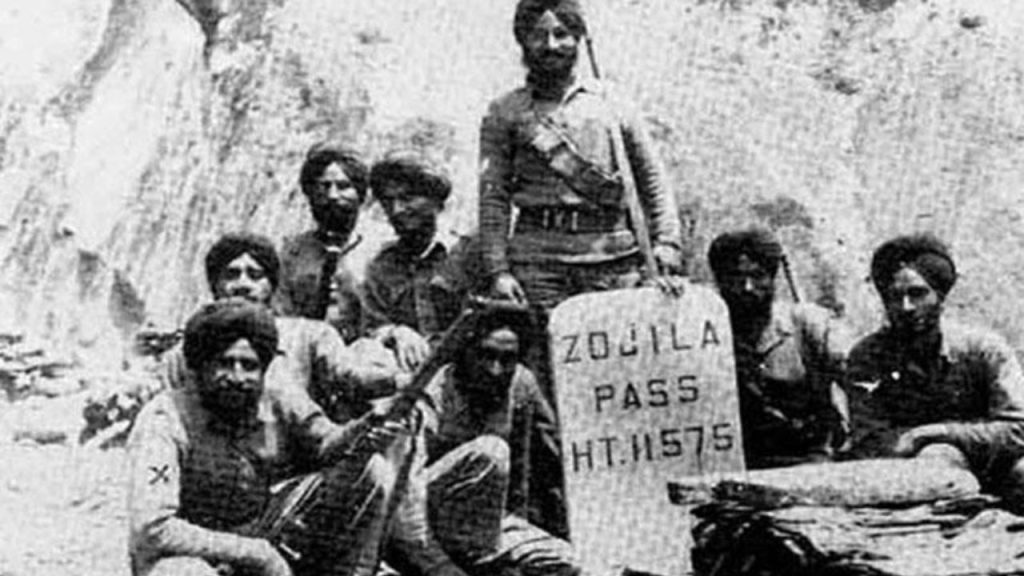 Troops at Zoji La Pass