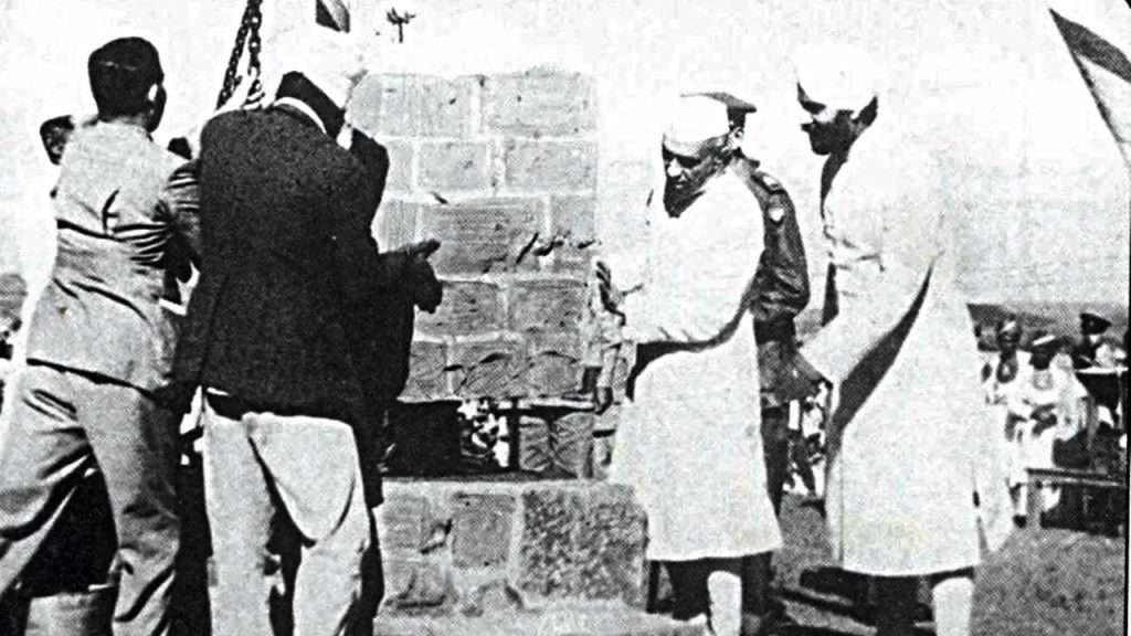 Pt. Nehru laying the foundation stone of NDA