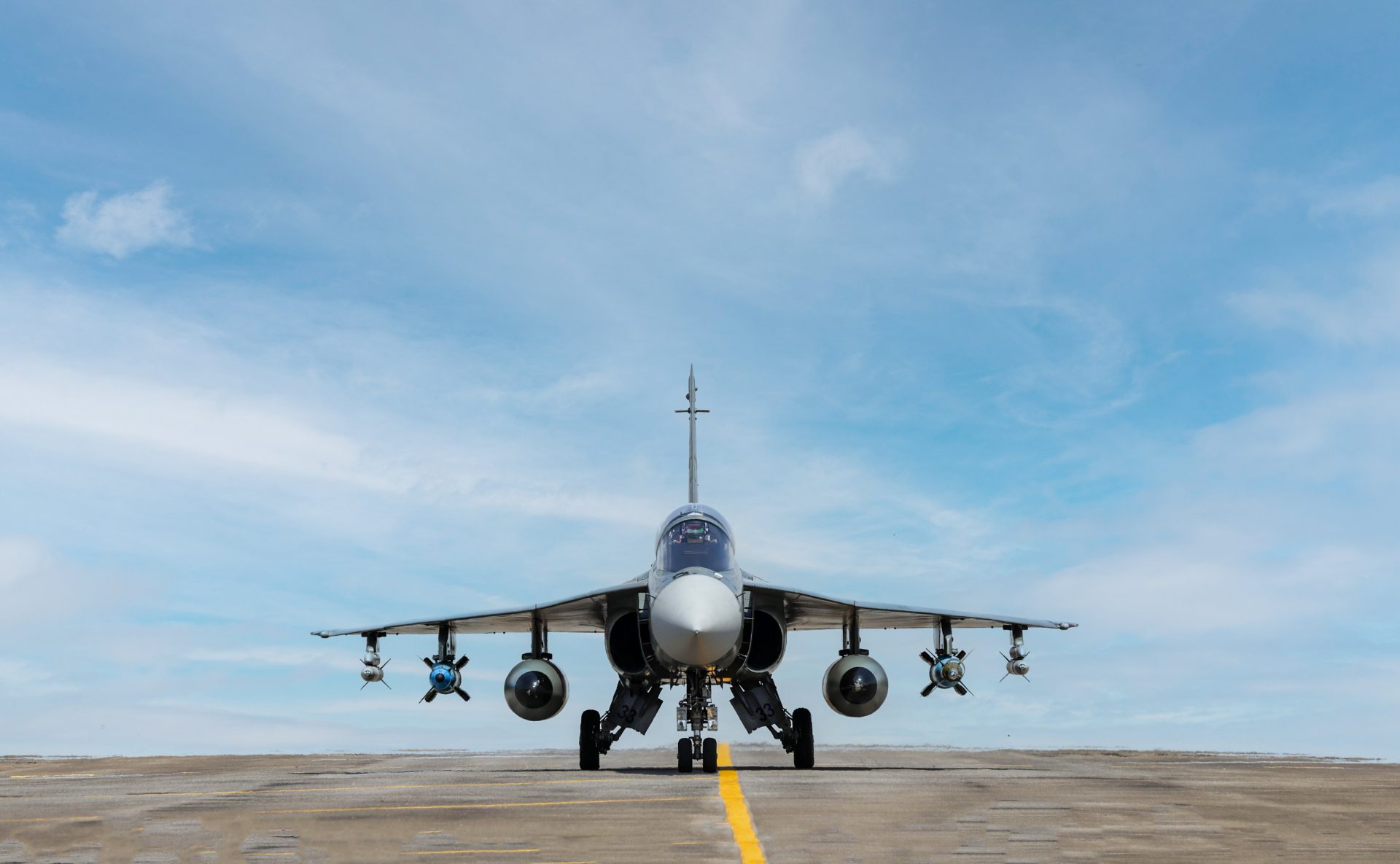tejas aircraft delivery